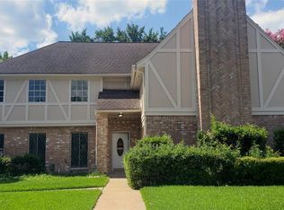 7210 Granvia Dr, Houston, TX 77083