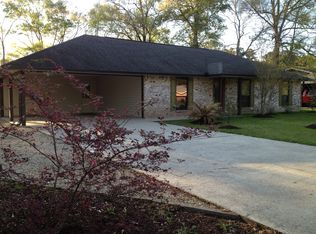 34731 Gravesbriar Dr, Denham Springs, LA 70706