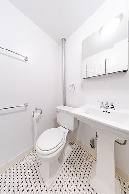 Rented by Platinum Properties | media 1