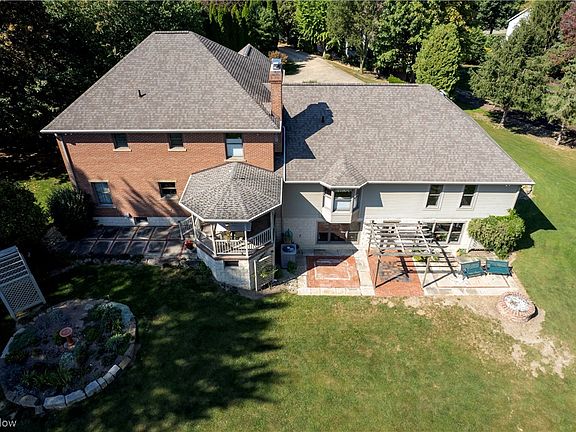 5th image of 926 Apple Blossom Ln