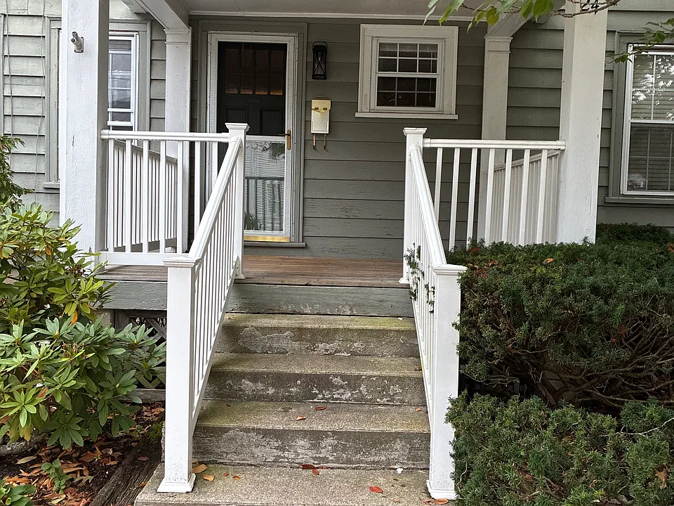22 Woodland Ct #24