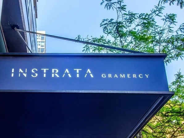 INSTRATA Gramercy