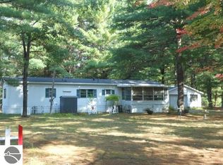 1173 Horseshoe Dr, Alger, MI 48610