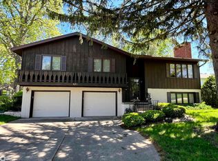 414 W 10th St S, Newton, IA 50208