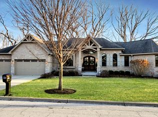 2491 Stony Ln, South Elgin, IL 60124