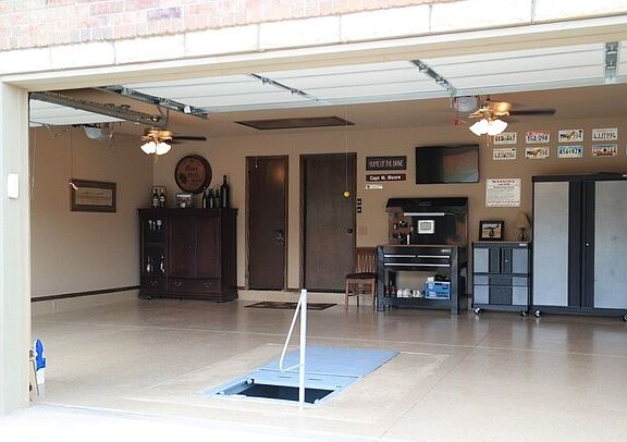 5th image of 12601 Heathfield Ln