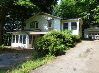 91 Hacienda Ln, Sylva, NC 28779