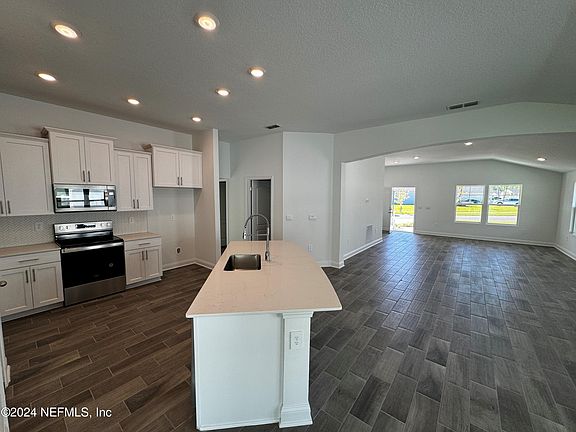 4th image of 2873 WILD PINE Lane