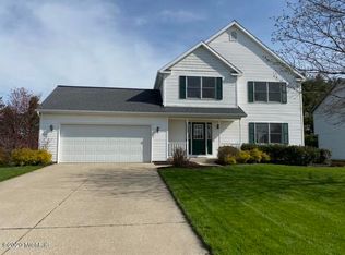 10505 Northfield Dr, Zeeland, MI 49464