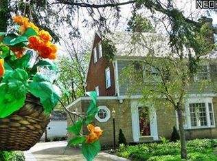 3655 Traver Rd, Shaker Heights, OH 44122