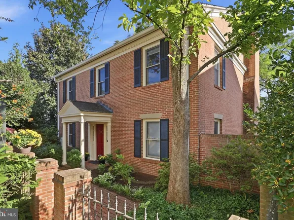 1617 31st St NW, Washington, DC 20007