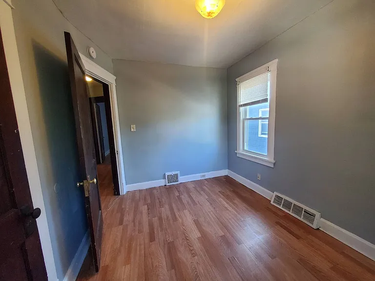 2217 W. 105th St. — Photo 15