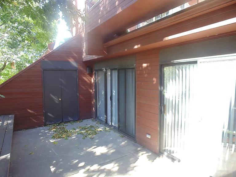 812 Walnut St #C — Photo 13