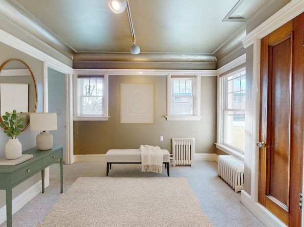 231 Summit Ave E APT B