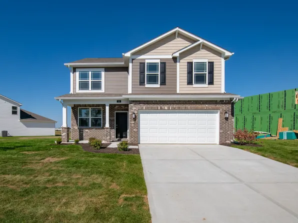 100 Hunter's Ridge Dr, Danville, IN 46122