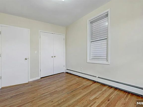 3rd image of 135 Sanford Ave #1