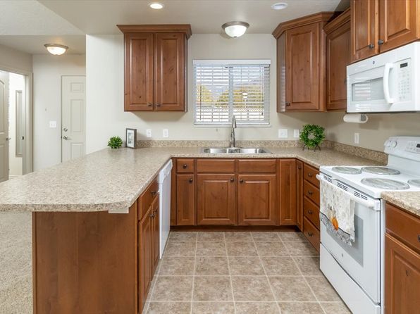 385 E 2280 N APT D, North Logan, UT 84341