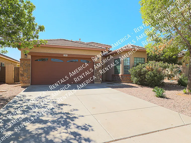 201 W Kona Dr — Photo 1
