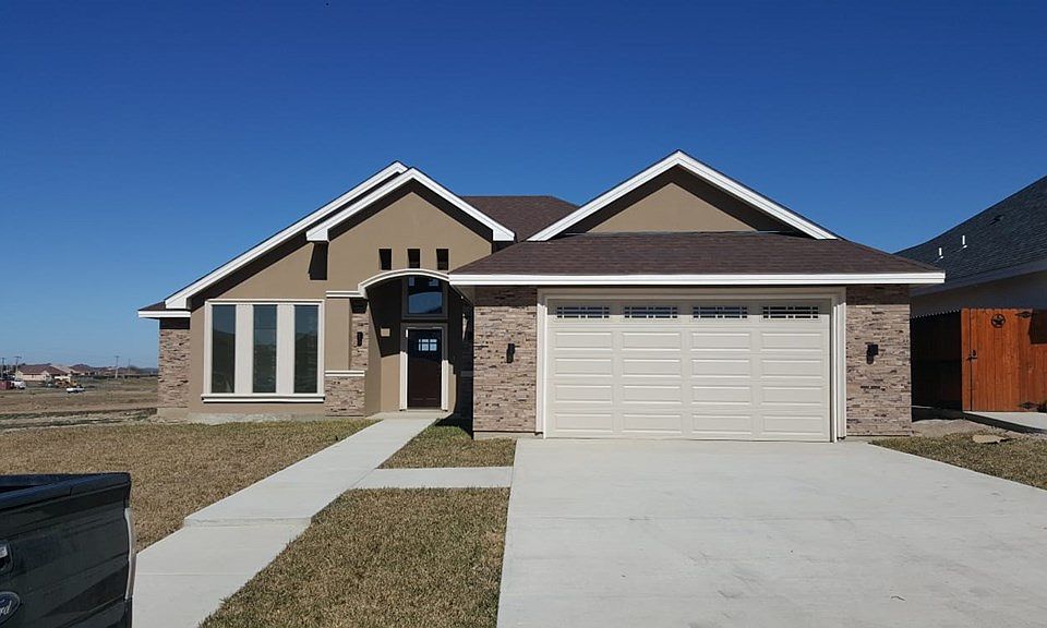 1st image of 2713 Acacia Dr