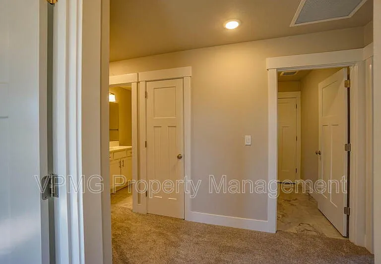 2331 E Otter Loop — Photo 15