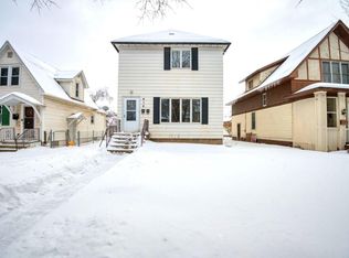 414 9th St S, Virginia, MN 55792