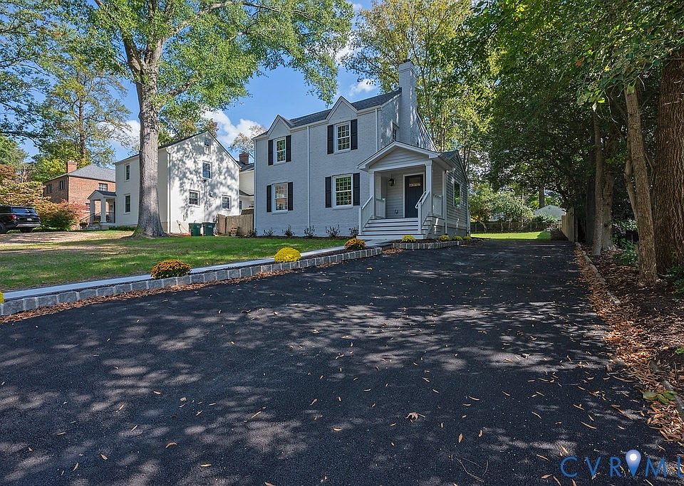 1st image of 7615 Hollins Rd