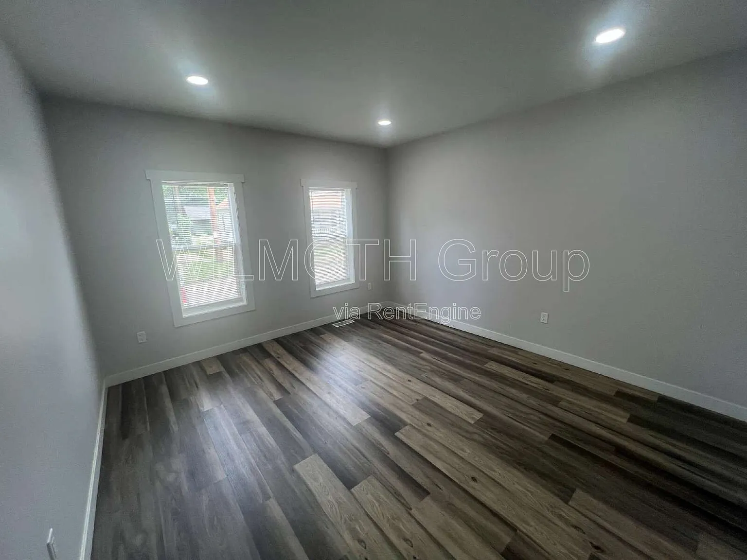 2 bed, 1.0 bath, 1176 sqft, $1,349 — Photo 3