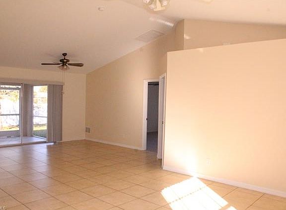 5th image of 510 NW 7th Ave