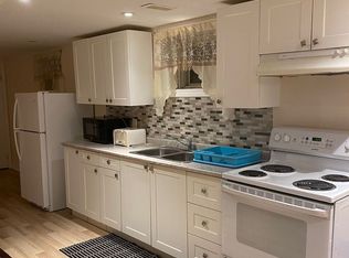 18 King George Rd #BASEMENT, Toronto, ON M9N 2C1