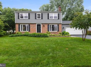 12641 Magna Carta Rd, Herndon, VA 20171