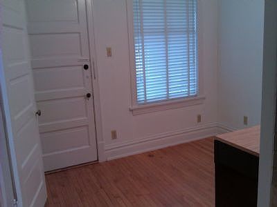 2nd image of 3617 N Paulina St APT 3