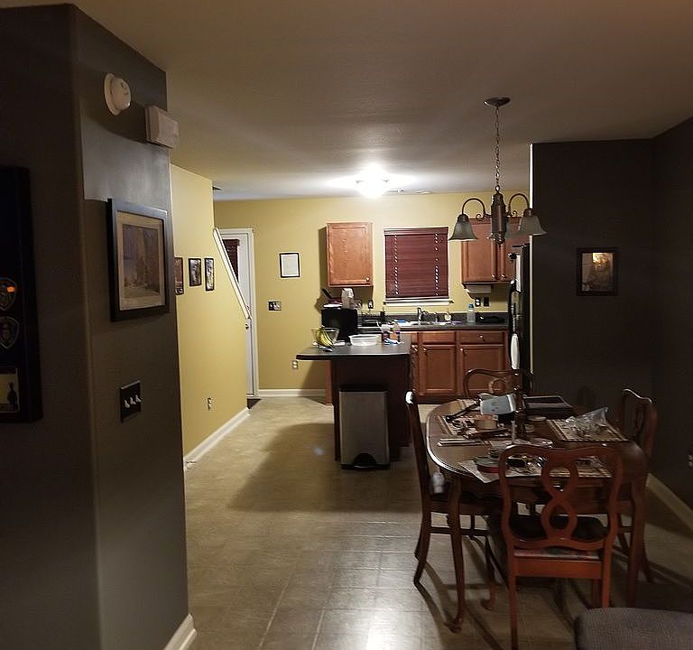  From Lr to dr & kitchen