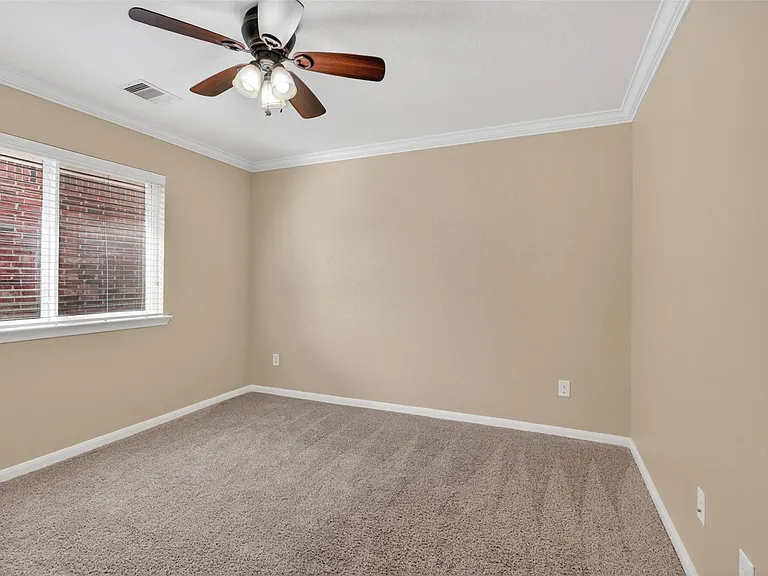 10103 Sweet Willow Ln — Photo 24