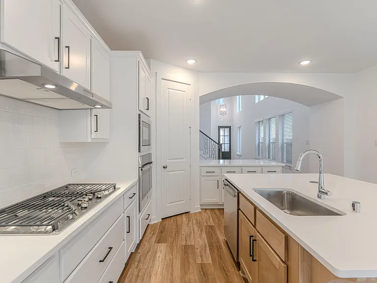 7342 Lake Arrowhead Ln — Photo 10