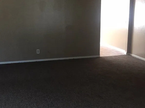 3343 E Sierra Madre Ave, Fresno, CA 93726