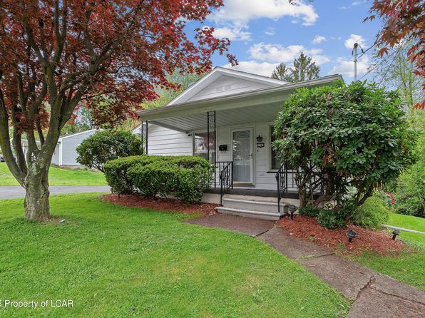 1343 Spruce St, Pittston, PA 18641