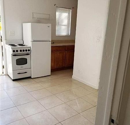 3rd image of 4320 SW 6th St APT 110