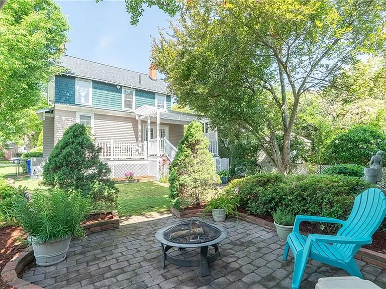 151 Florida Ave — Photo 2