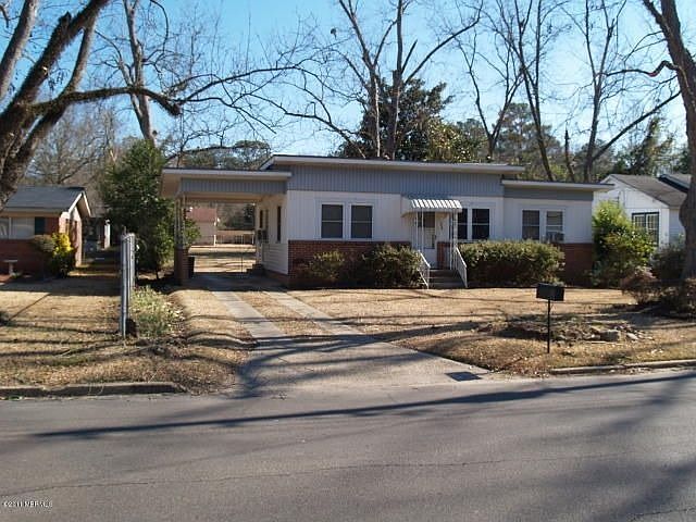 2nd image of 2458 40th Ave