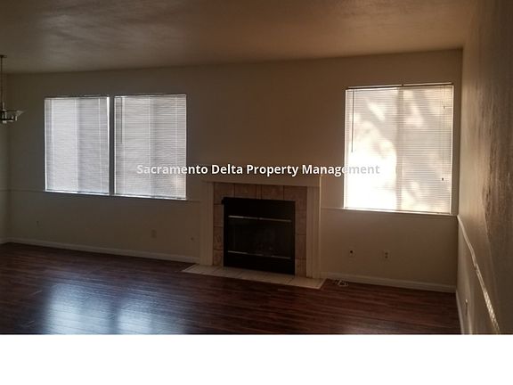 4th image of 5018 Opal Creek Ct