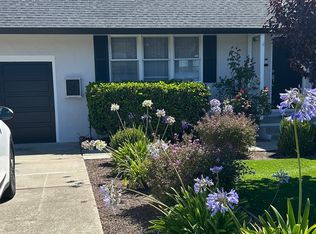 1101 Irwin St, Belmont, CA 94002