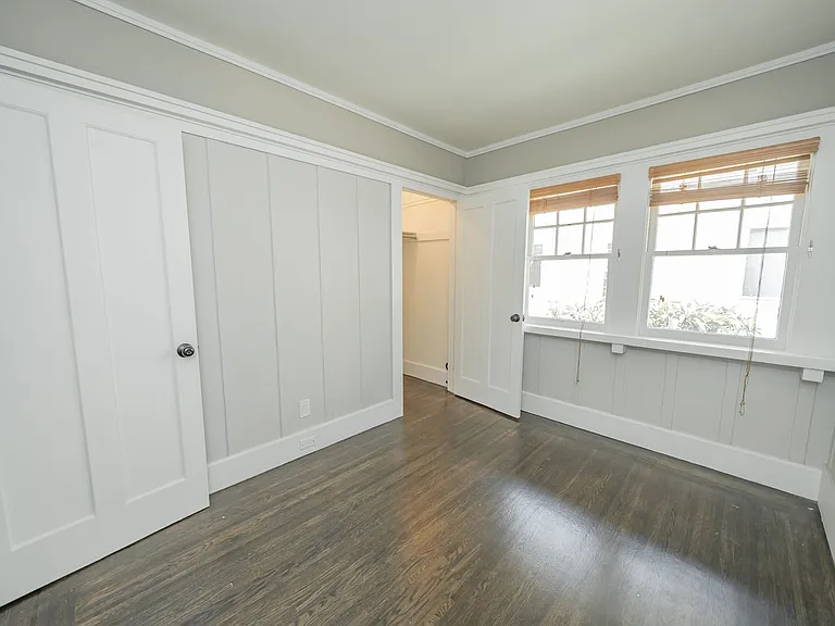 2209 Cedar Street — Photo 18