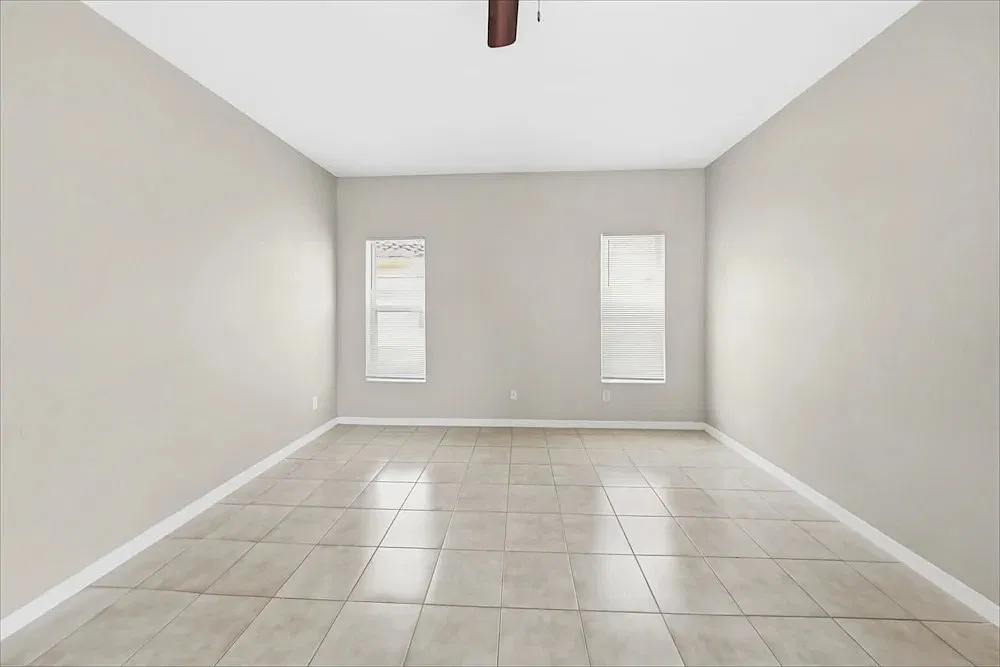 3 bed, 2.5 bath, 2132 sqft, $1,895 — Photo 3