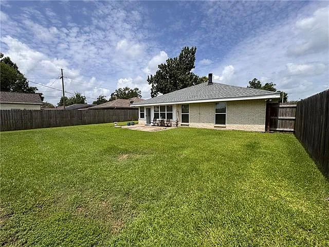 319 Lakewood Dr — Photo 14