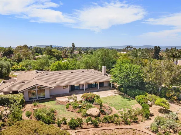 4690 La Espada Dr, Santa Barbara, CA 93111