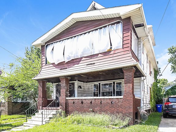 2nd image of 15713 Grovewood Ave Unit 1