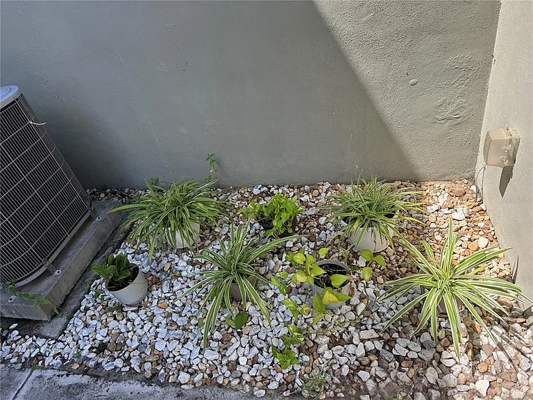 11543 Fountainhead Dr — Photo 20