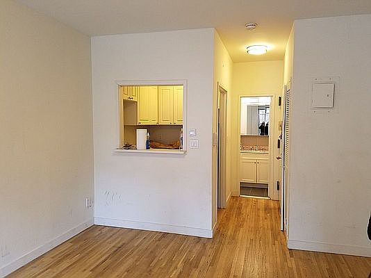 3rd image of 1667 1st Ave #1FF