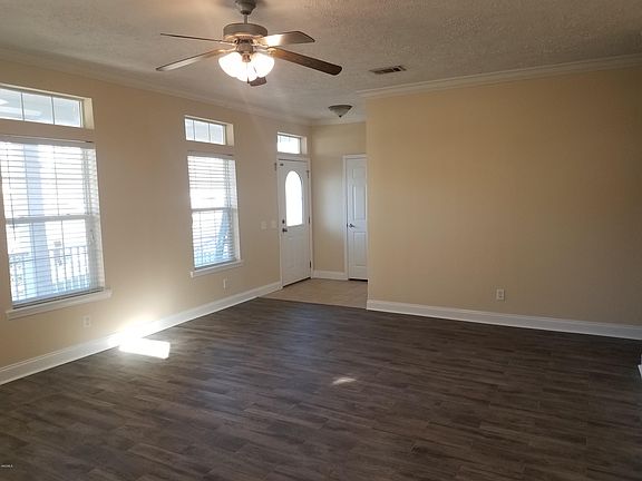 5th image of 10112 Byrd Ave