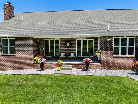 2nd image of 398 Penvir Rd